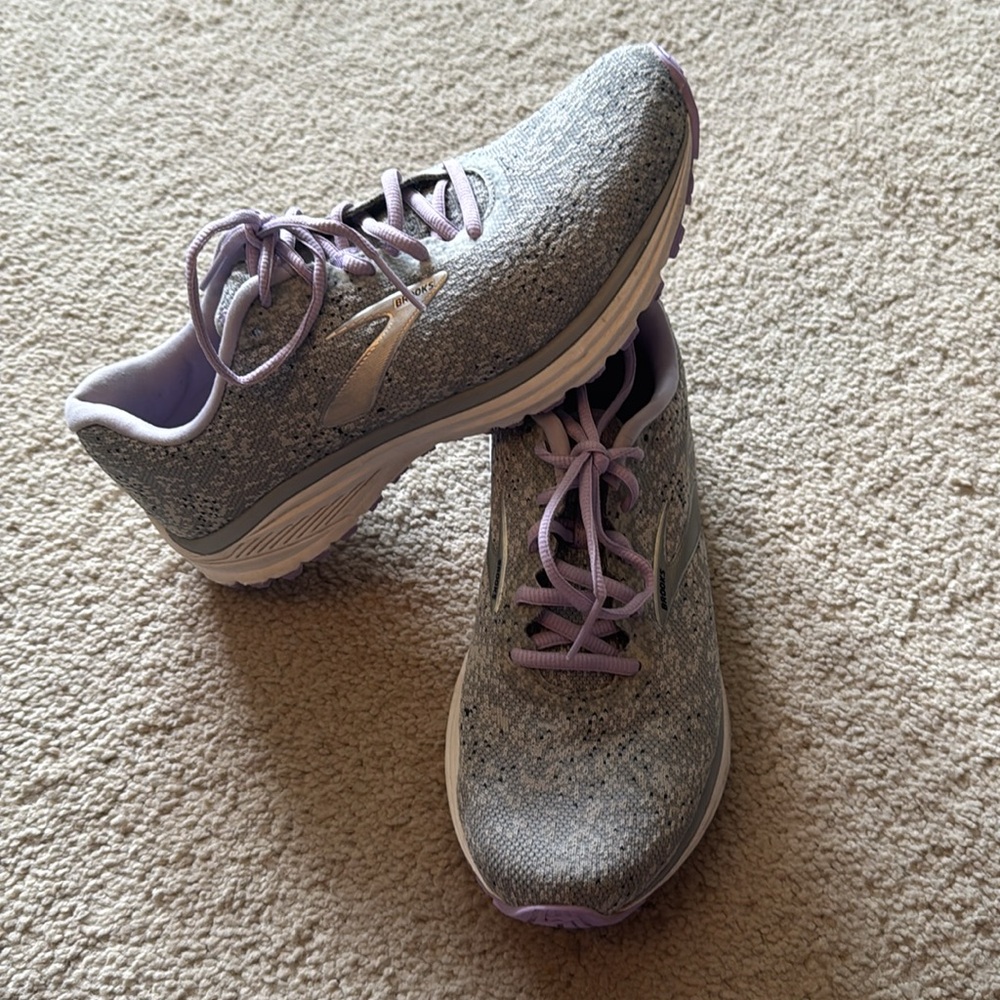 Brooks Women’s Anthem 2 Running Shoes Size 9.5